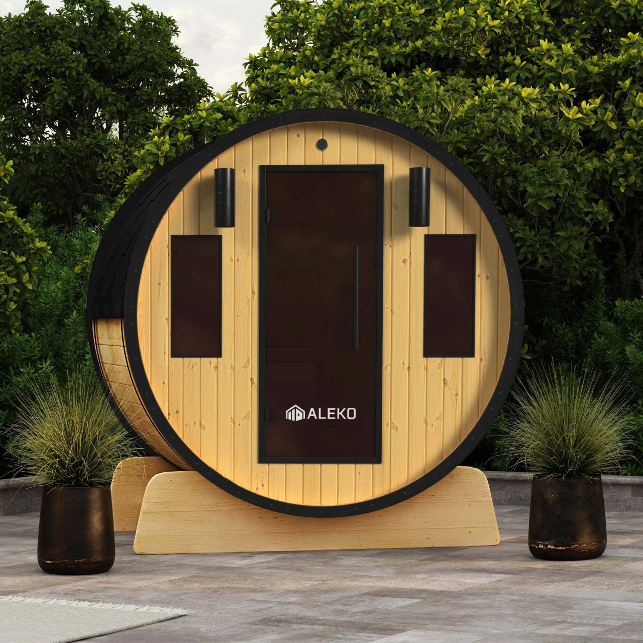Celasia 3-4 Person Outdoor Finland Pine Traditional Barrel Wet/Dry Sauna with Black Accents