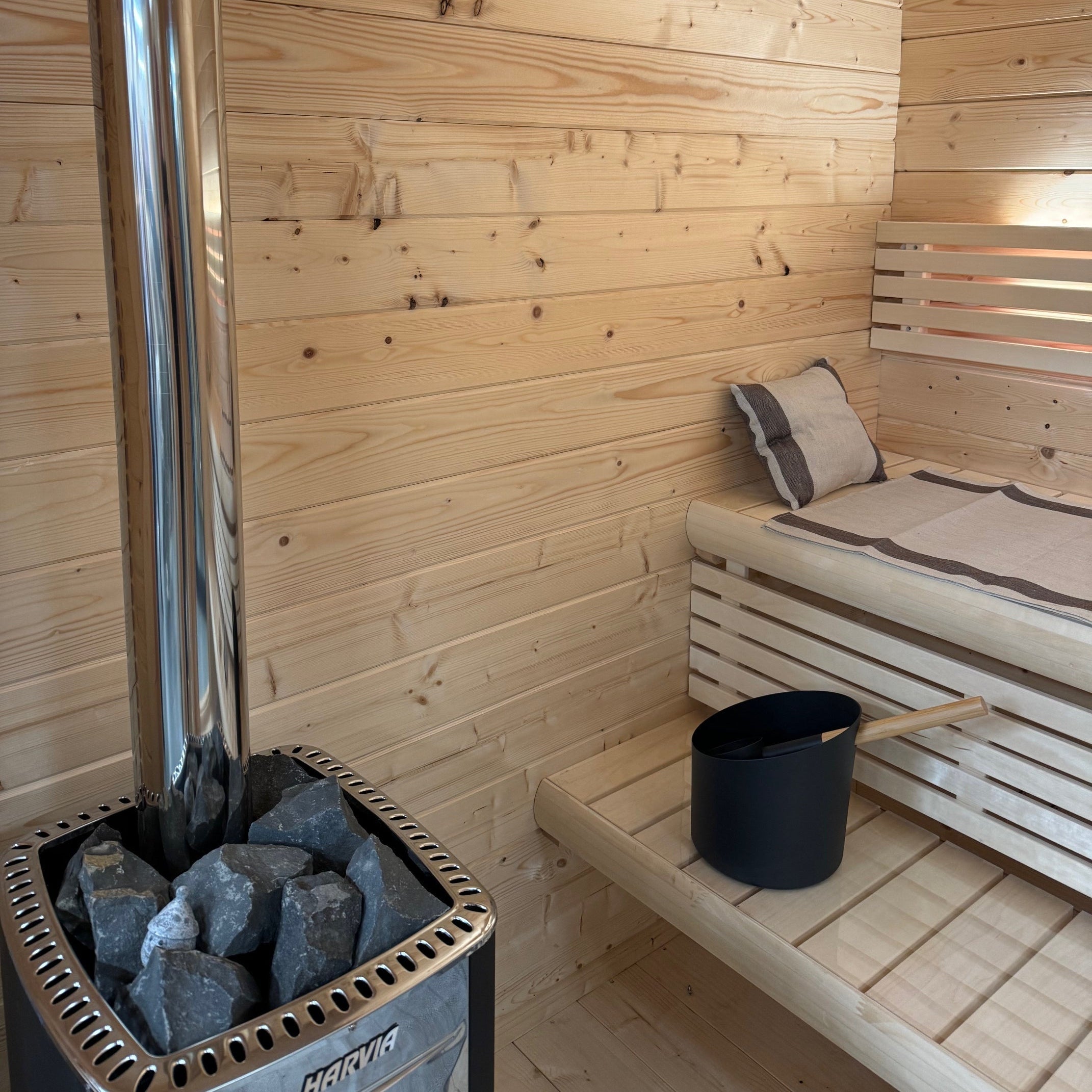 SaunaLife Model G4 6-Person Outdoor Cabin Sauna Kit